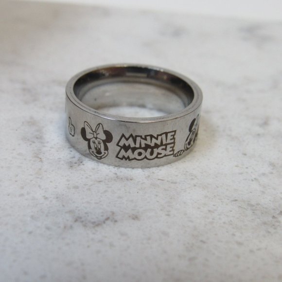 Minnie Mouse Size 8 Steel Ring - Picture 1 of 8